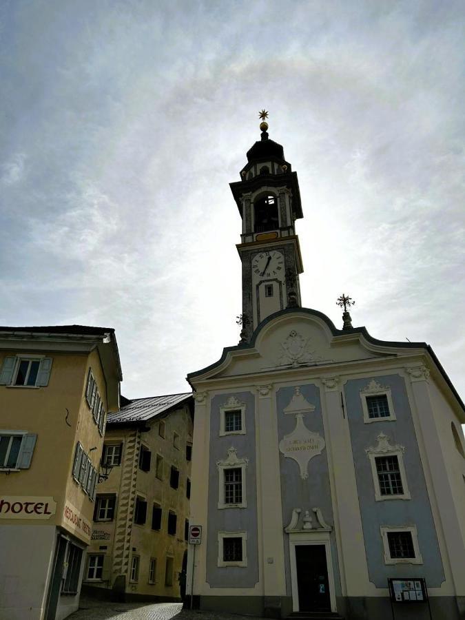 Weisses Kreuz - Crusch Alva Bed & Breakfast Samedan Exterior photo